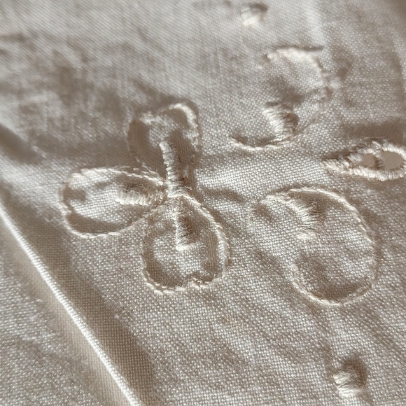 Handmade Vintage Tablecloth By Grandma - Picture 7 of 11